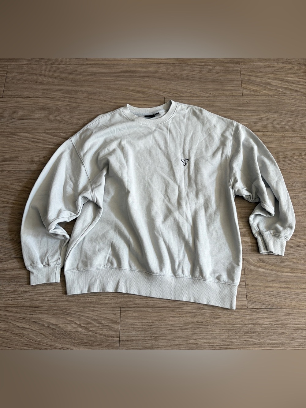 Seventeen Light Blue Crewneck